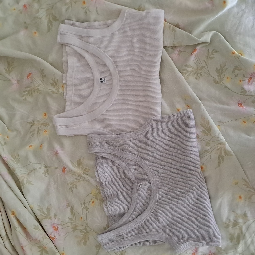 Uniqlo Tank Tops